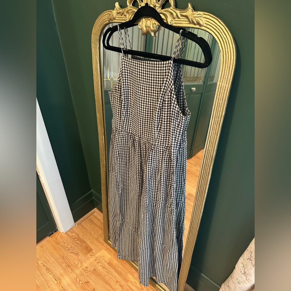 Old Navy midi dress